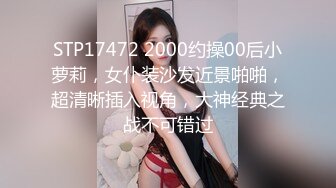 颜值区下海黄播极品美女，刚播放不开，逃出奶子小秀，闺蜜加入互揉奶子，跪在地上舔弄假屌，很是诱惑1