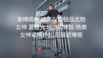 【新片速遞】 夫妻自拍 拉着双马尾老婆无套输出 最后直接射黑丝脚上 拍摄视角不错 