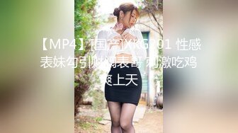 游乐场女厕全景偷拍25位美女的各种极品美鲍鱼 (3)