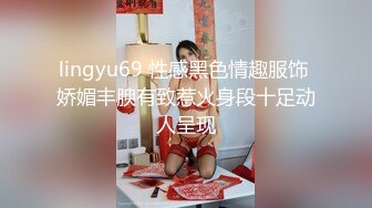 短裤长发白色吊带大胸妹