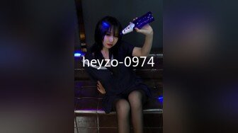 蜜桃传媒 PMC339意外发现合租女室友在黄播