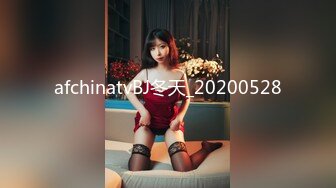 【新片速遞】 《臀控熟女控✅必备》优酷广场舞骚比露脸熟女网红【美丽】定制私拍各种透明撩骚情趣装扭臀晃腰挑逗揉逼自慰超骚肯定败火