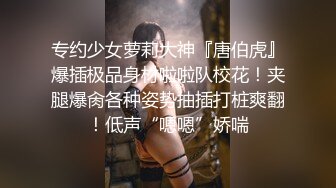 丰满熟女·桃子冰妈妈：让妈妈帮你踩出来吧，白色红底高跟_VS_油亮虾线丝袜，倒数321，发射！