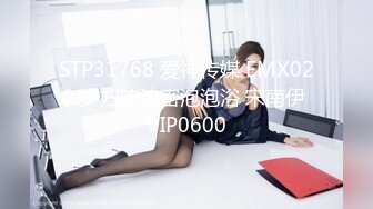 【绿帽偷情】哺乳期饥渴人妻出轨肌肉猛男，狂虐大黑乳，激情四射