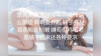 网约发型师上门修剪头发，让他看我自慰