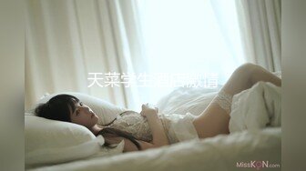 onlyfans亚裔博主和闺蜜双飞啪啪 服务男友【mikaela.tx】喜欢大屌 无套性爱啪啪合集【25V】 (10)